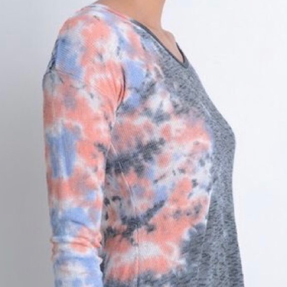 T Party Tie Die High Low Lace Ribbed Thermal Top - Picture 4 of 10